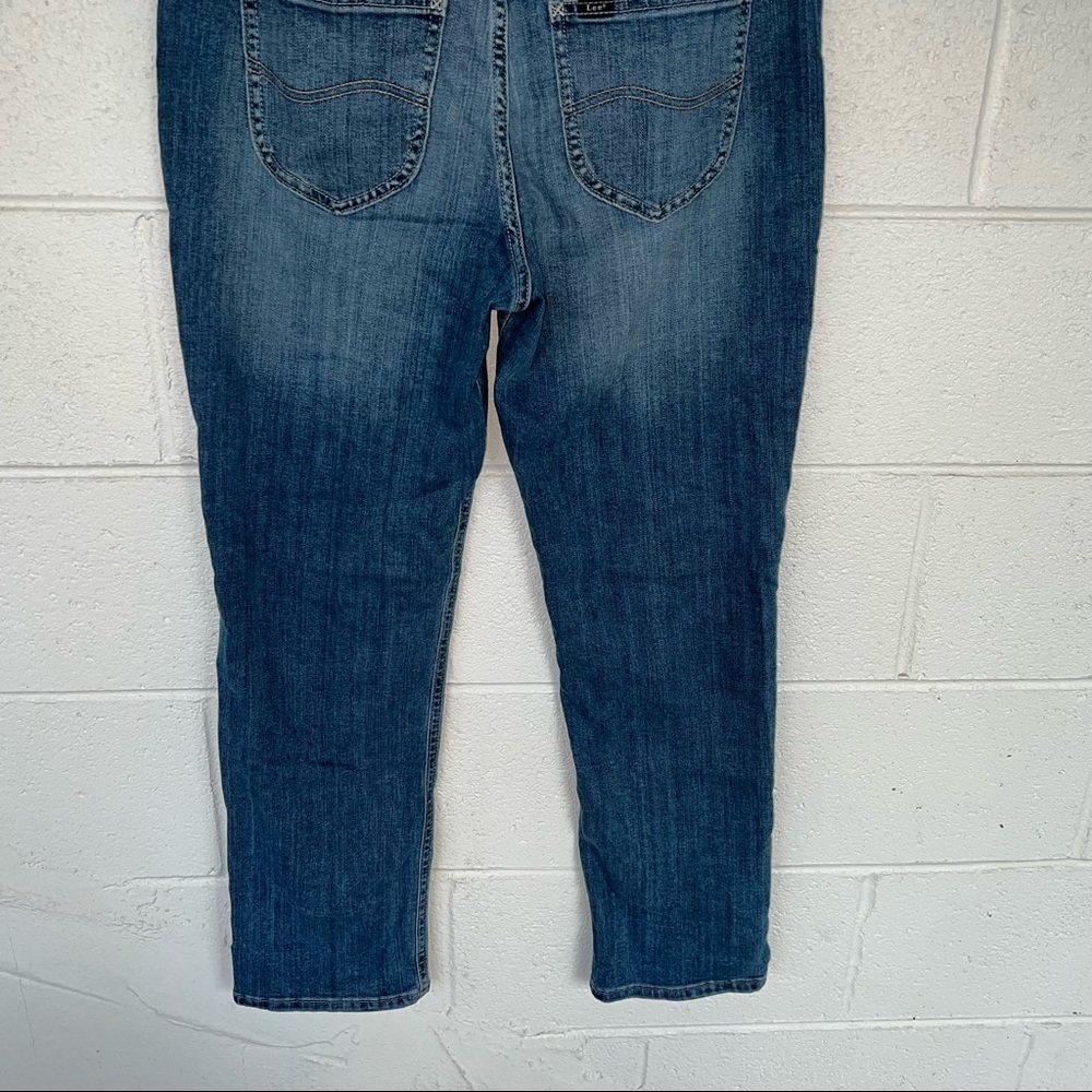 Lee Regular Fit Straight Leg Mid Rise Jeans - Picture 6 of 6